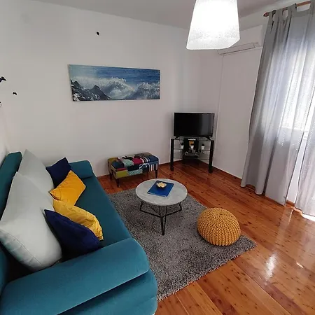 Marina Apartment