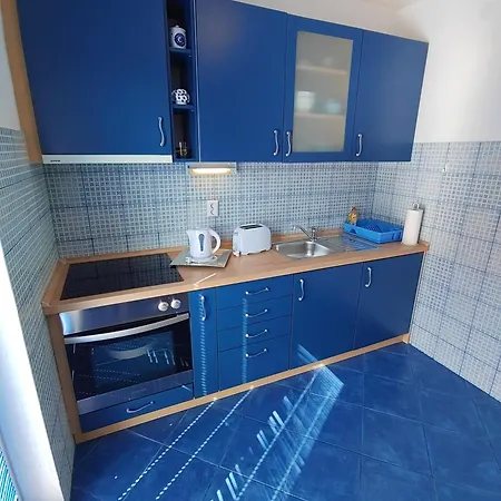 Marina شقة هفار