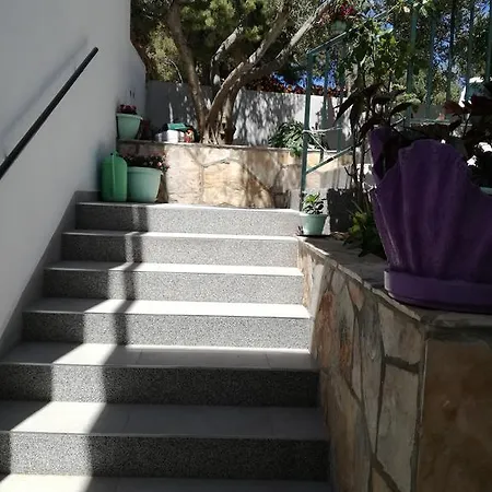 Marina דירה *